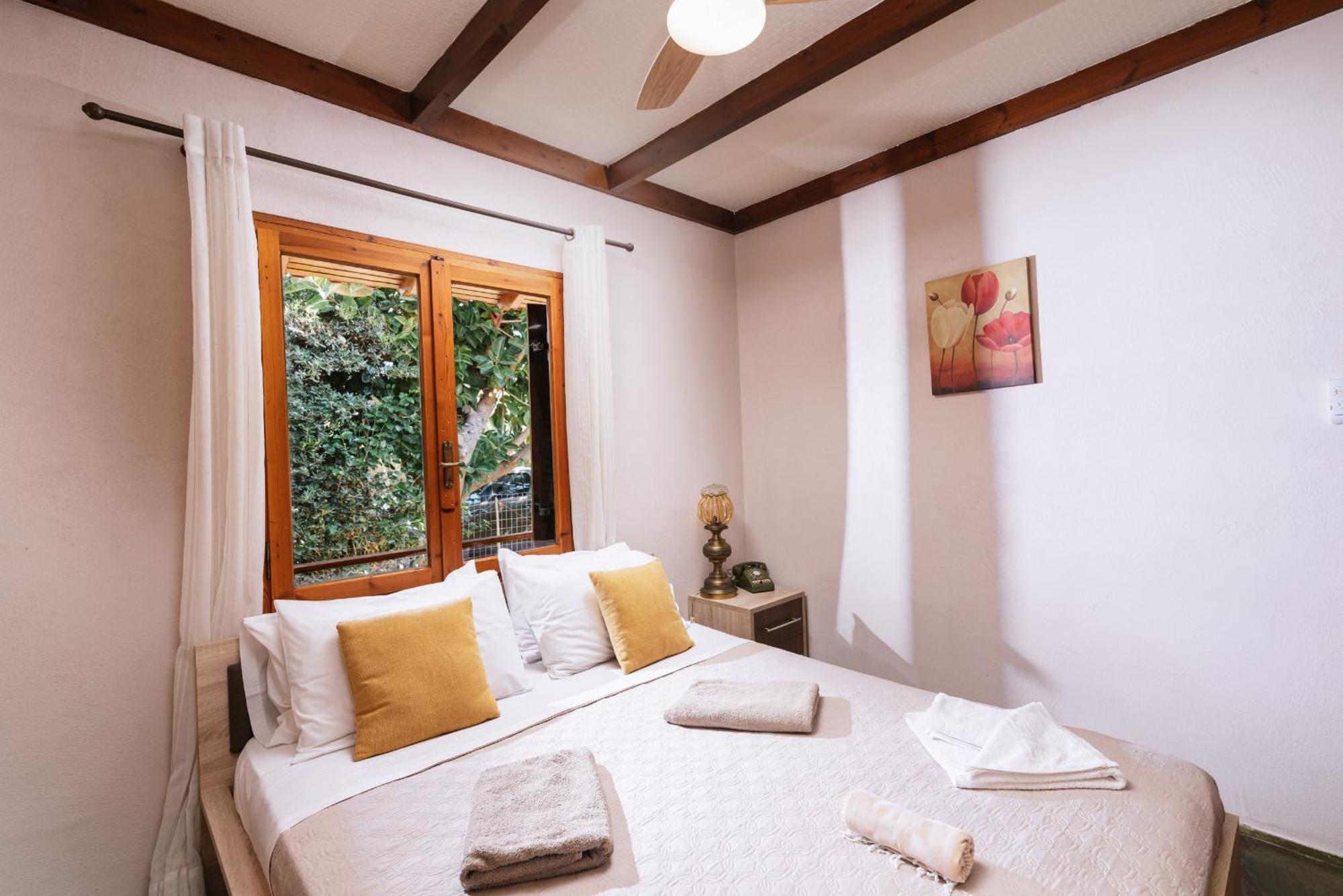 Wooden Beach House Gerani  Ngoại thất bức ảnh