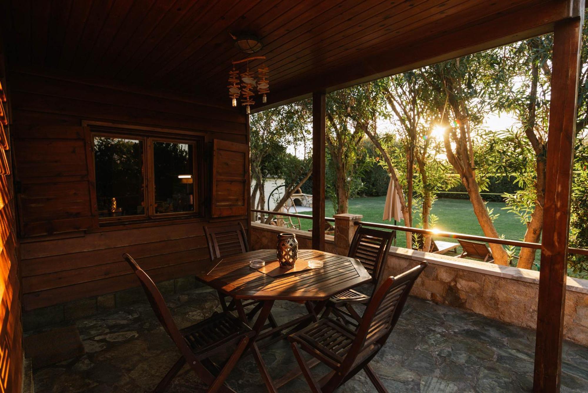 Wooden Beach House Gerani  Ngoại thất bức ảnh