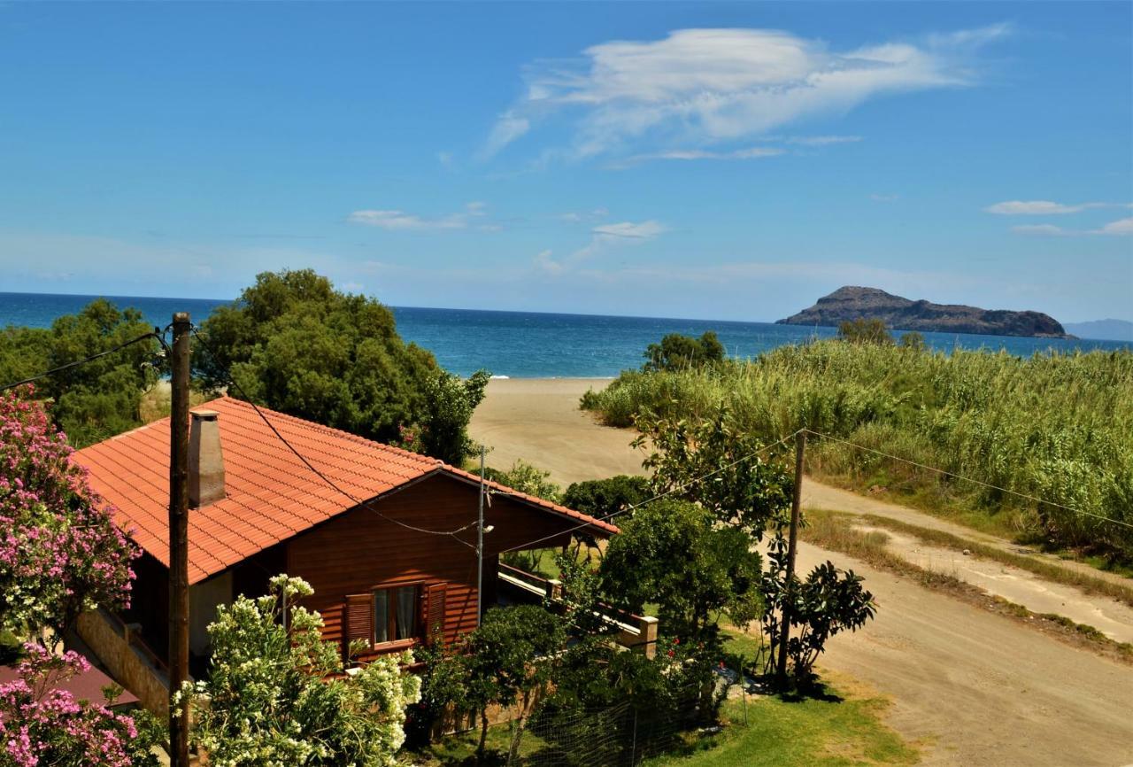 Wooden Beach House Villa Gerani  Ngoại thất bức ảnh